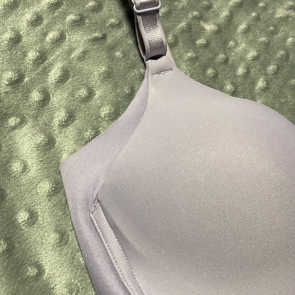 Purple wireless bra - Picture 4 of 4